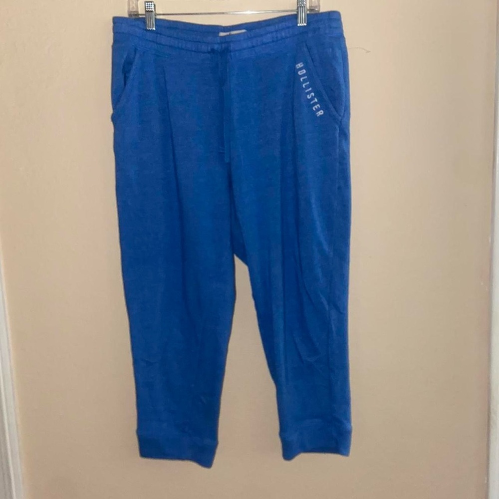 Hollister Co. blue sweatpants comfy loungewear joggers or perfect for streetwear